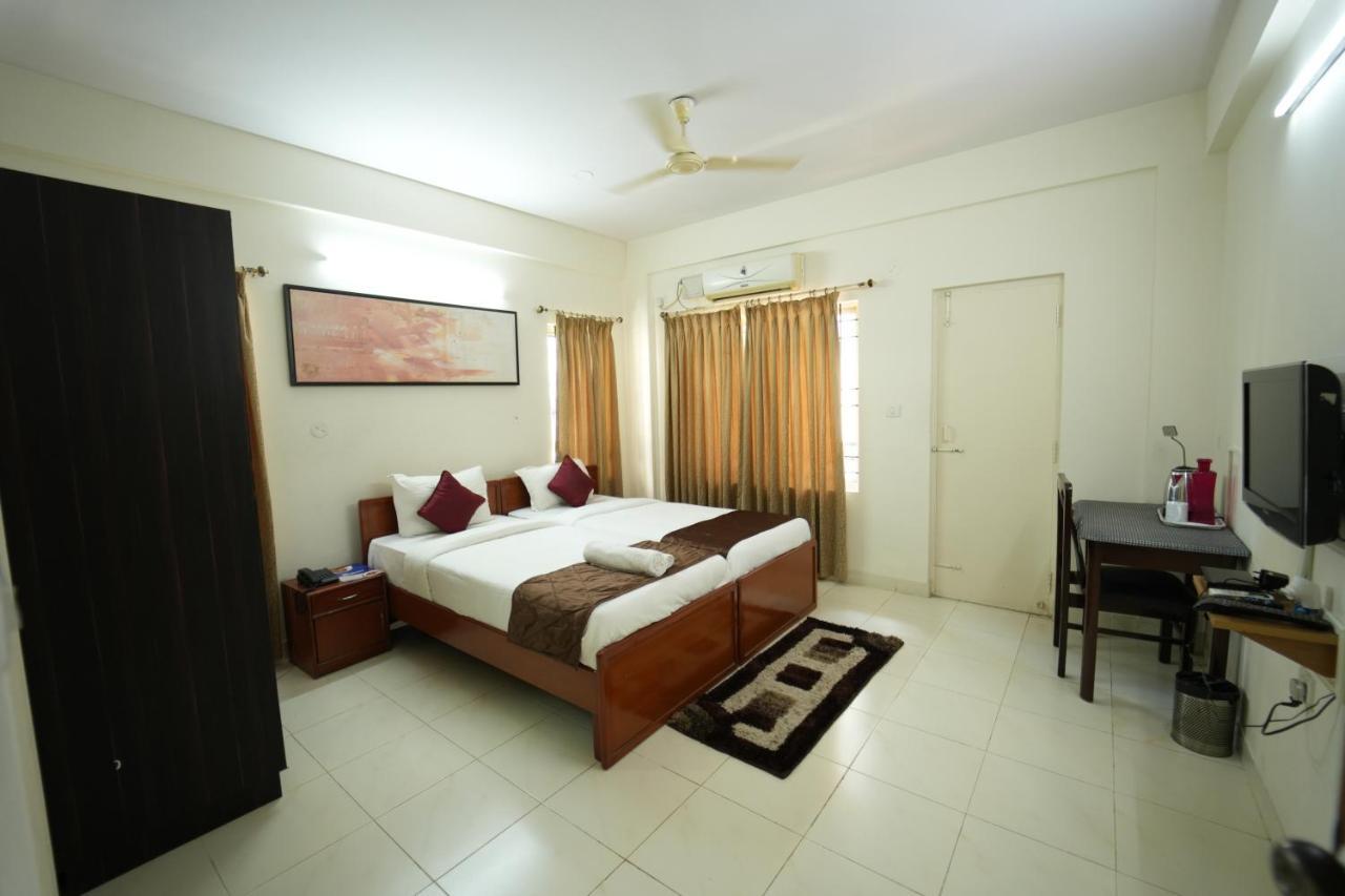 Hotel Siesta Bellandur Bangalore Exterior foto